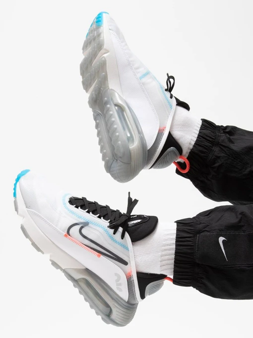 Кроссовки NIKE Air Max 2090 модель CT7698-100 Фото