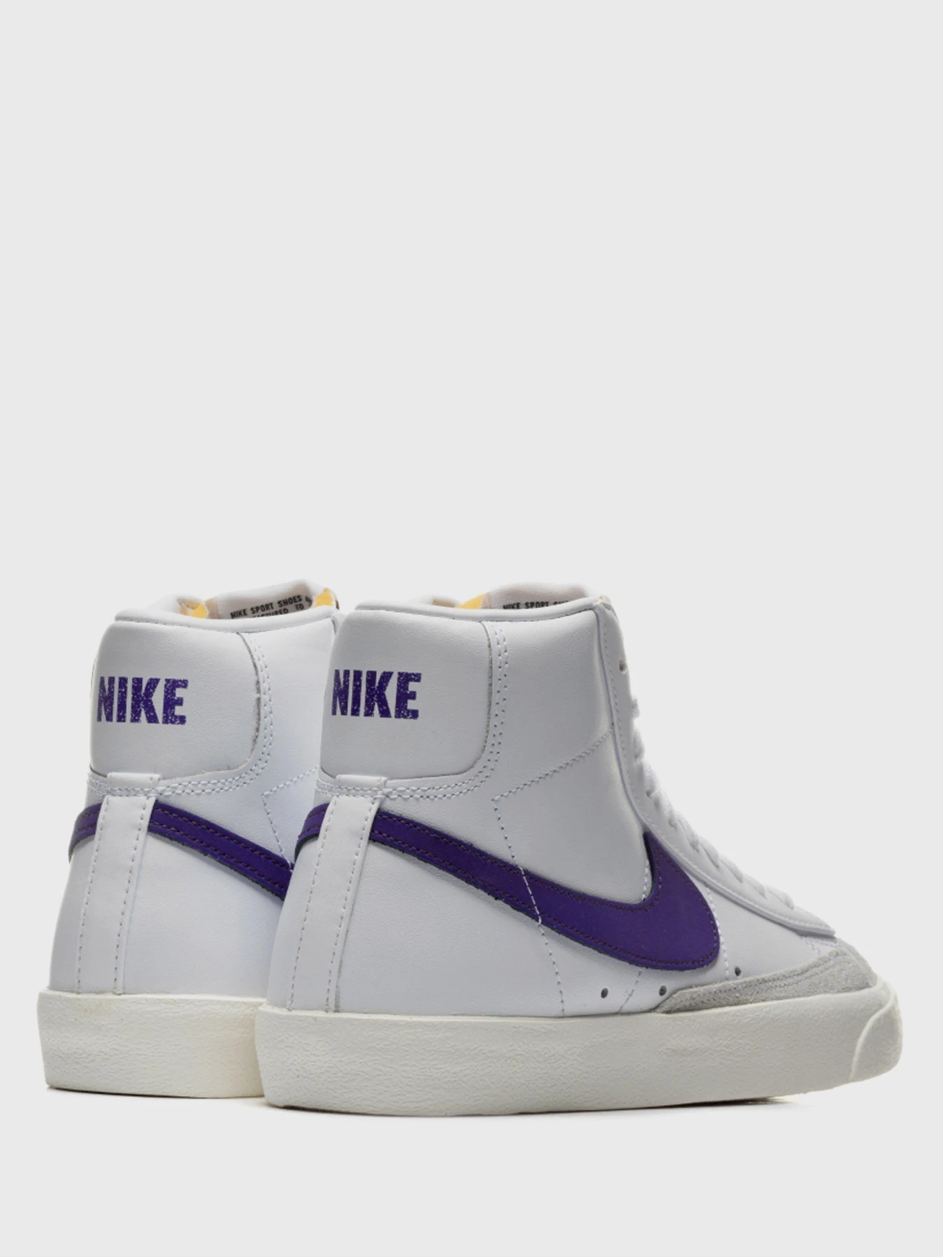Кеды NIKE Blazer Mid '77 модель CZ1055-105 Кеды NIKE Blazer Mid '77 модель CZ1055-105 Фото