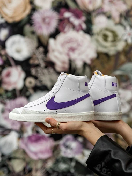 Кеды NIKE Blazer Mid '77 модель CZ1055-105 Фото