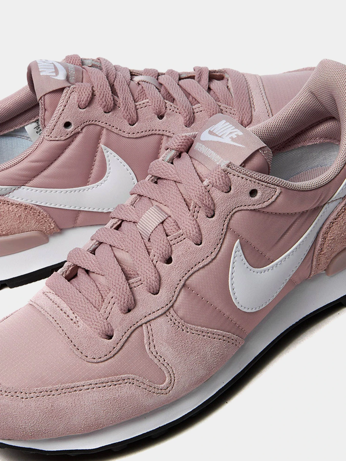 Кроссовки NIKE Internationalist модель 828407-621 Кроссовки NIKE Internationalist модель 828407-621 Фото