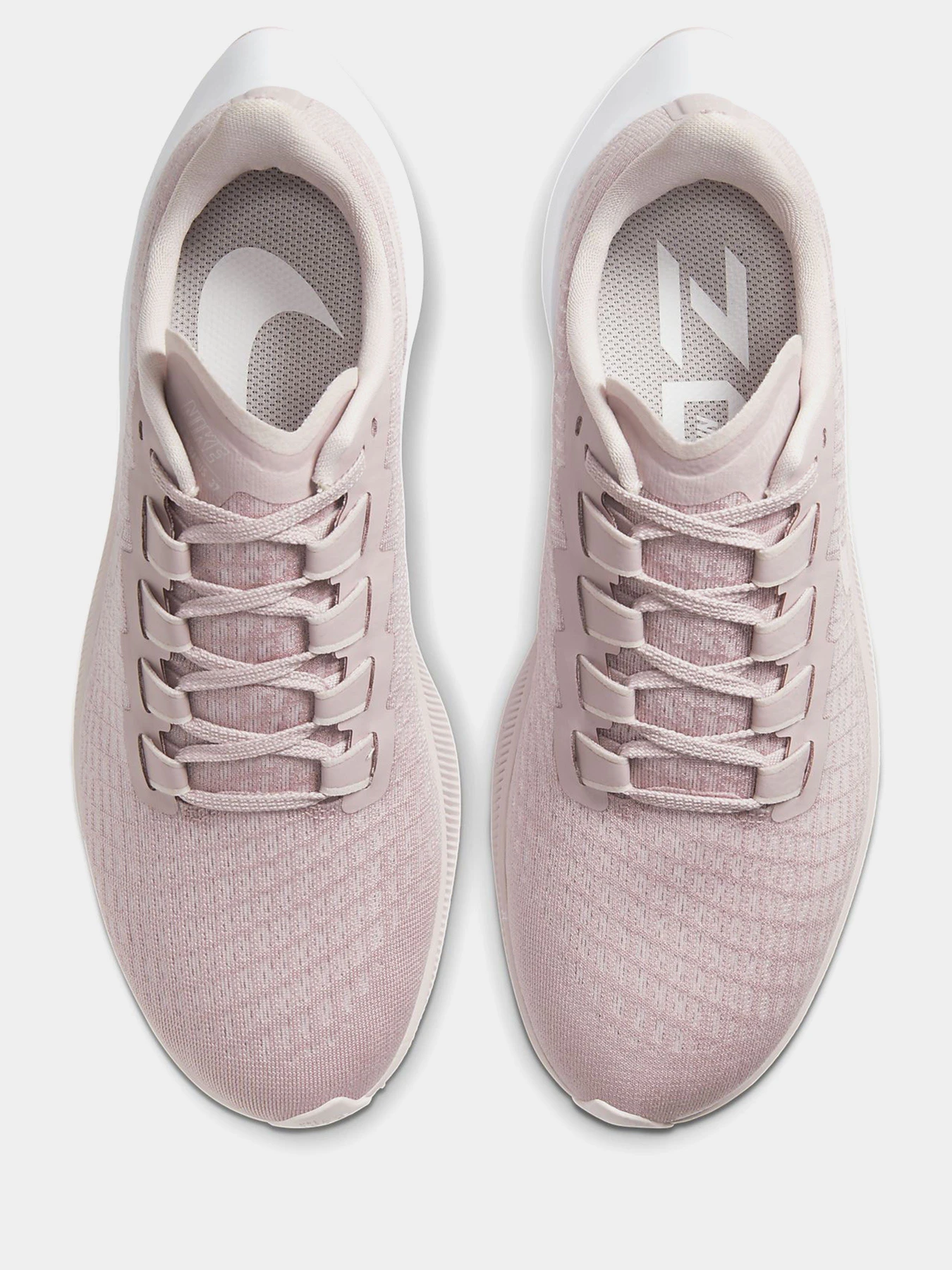 Кроссовки NIKE Air Zoom Pegasus 37 модель BQ9647-601 Кроссовки NIKE Air Zoom Pegasus 37 модель BQ9647-601 Фото
