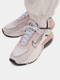 Кроссовки NIKE Air Max 2090 модель CV8727-100 Фото
