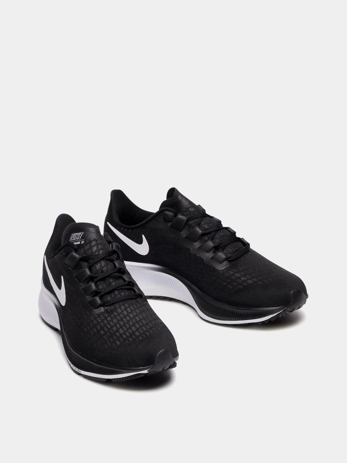 Кроссовки NIKE Air Zoom Pegasus 37 модель BQ9647-002 Кроссовки NIKE Air Zoom Pegasus 37 модель BQ9647-002 Фото