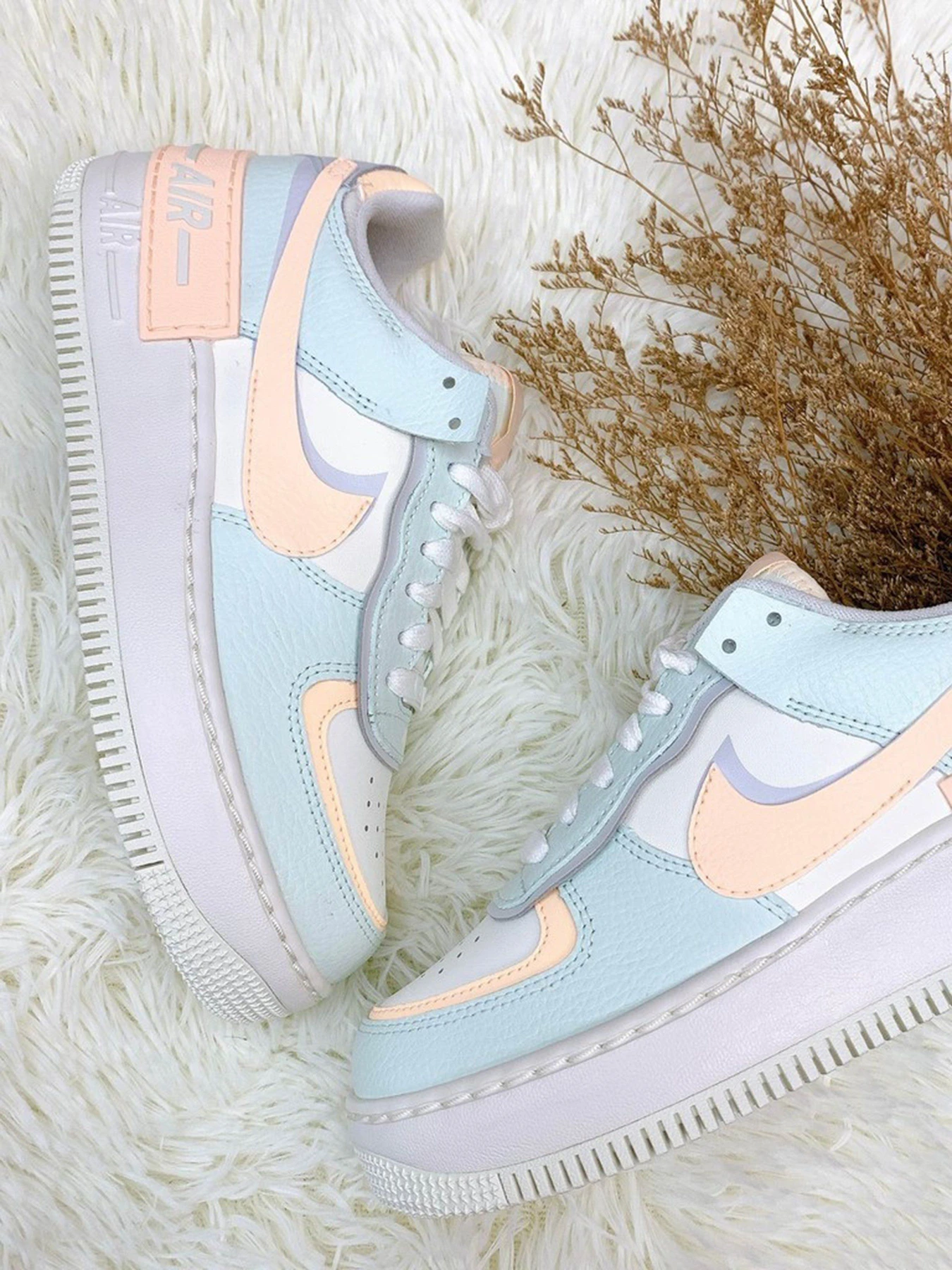 Кроссовки NIKE Air Force 1 Shadow Sail Barely Green модель CU8591-104 Кроссовки NIKE Air Force 1 Shadow Sail Barely Green модель CU8591-104 Фото