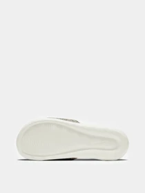 Шльопанці NIKE Victori One модель CN9676-007 Фото