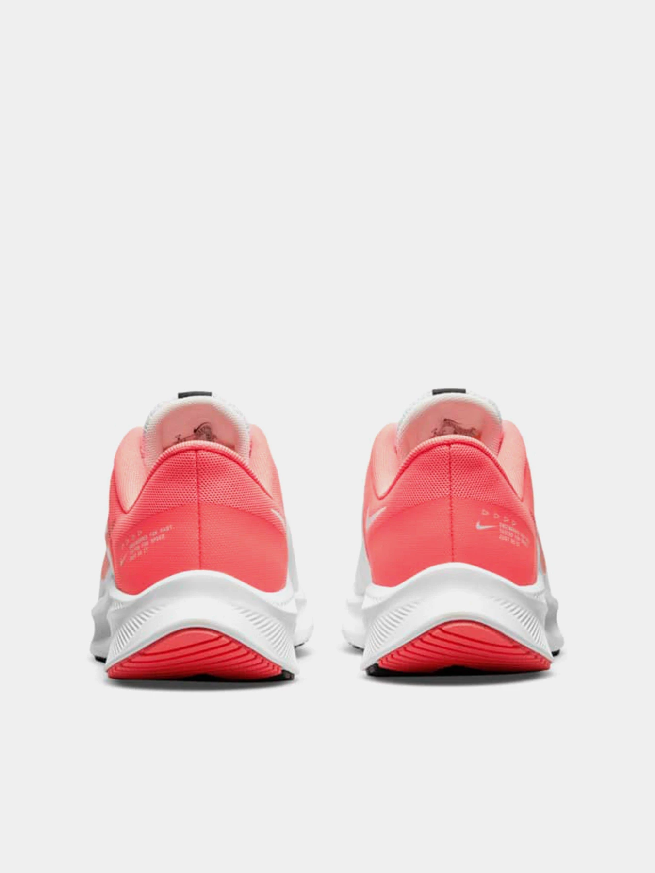 Кроссовки NIKE Quest 4 модель DA1106-102 Фото