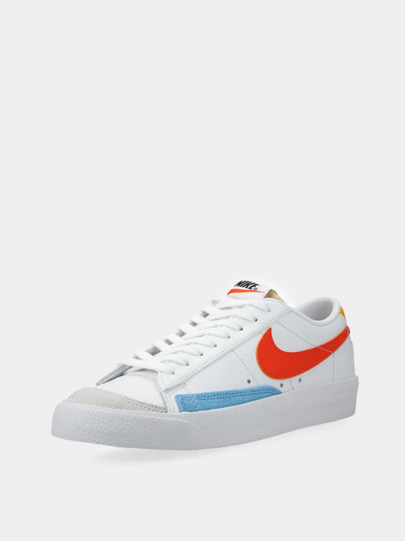 Кеди NIKE Blazer Low '77 модель DC4769-105 Кеди NIKE Blazer Low '77 модель DC4769-105 Фото
