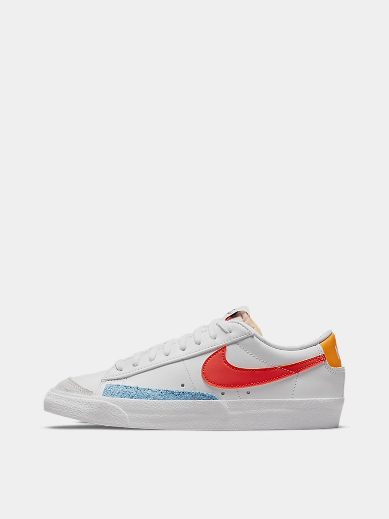 Кеди NIKE Blazer Low '77 модель DC4769-105 Кеди NIKE Blazer Low '77 модель DC4769-105 Фото