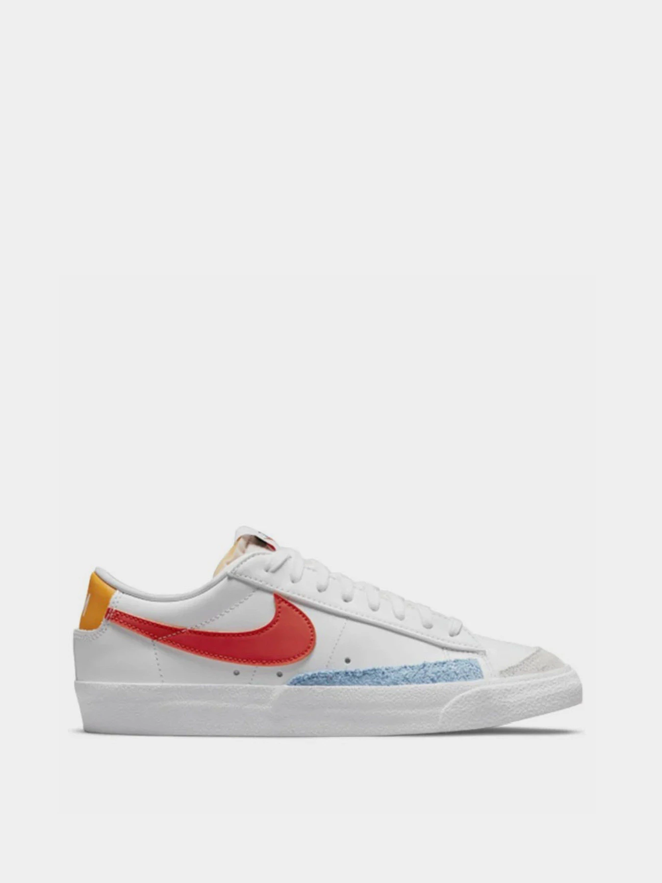Кеди NIKE Blazer Low '77 модель DC4769-105 Кеди NIKE Blazer Low '77 модель DC4769-105 Фото