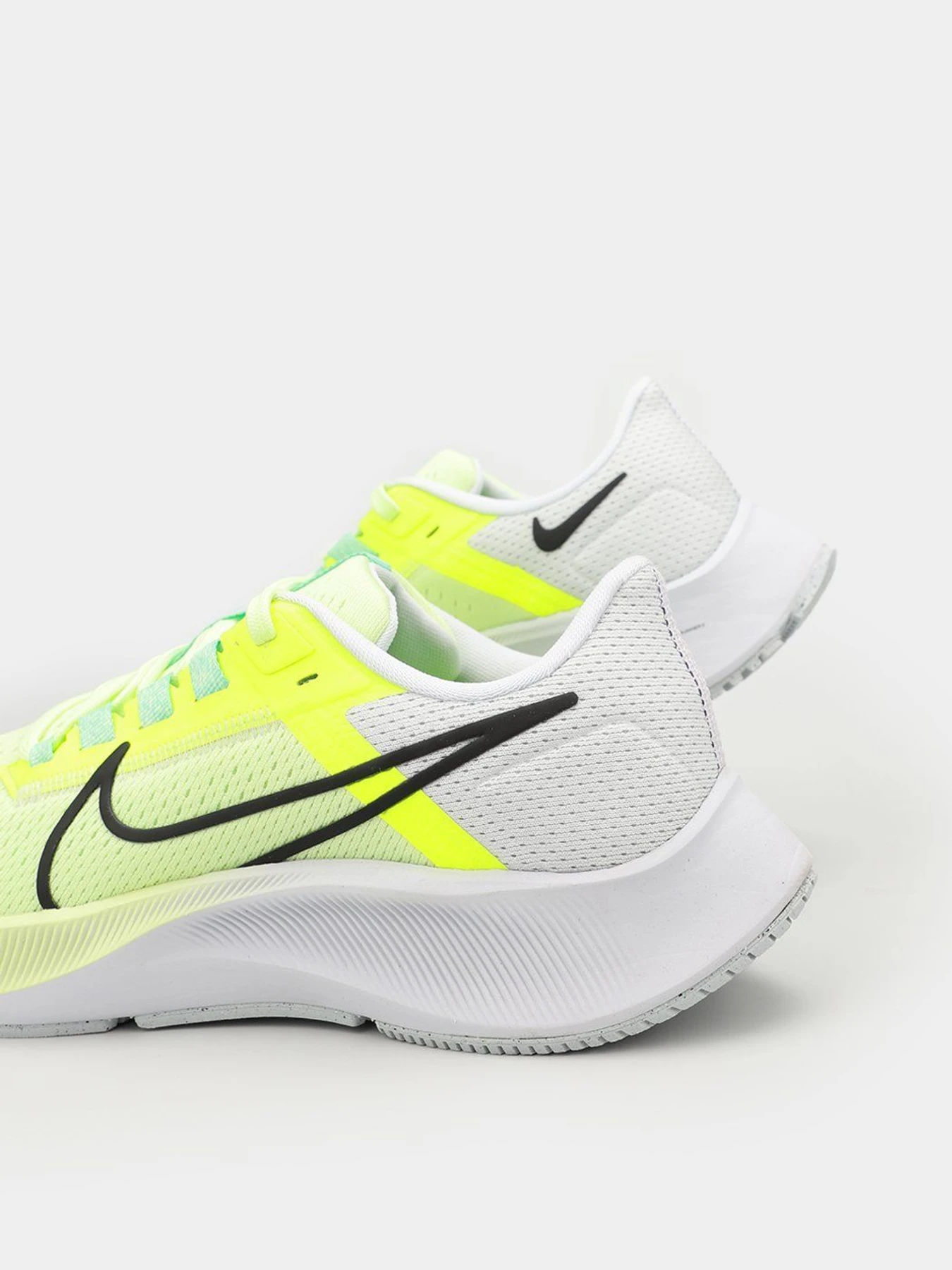 Кроссовки NIKE Air Zoom Pegasus модель CW7358-700 Кроссовки NIKE Air Zoom Pegasus модель CW7358-700 Фото