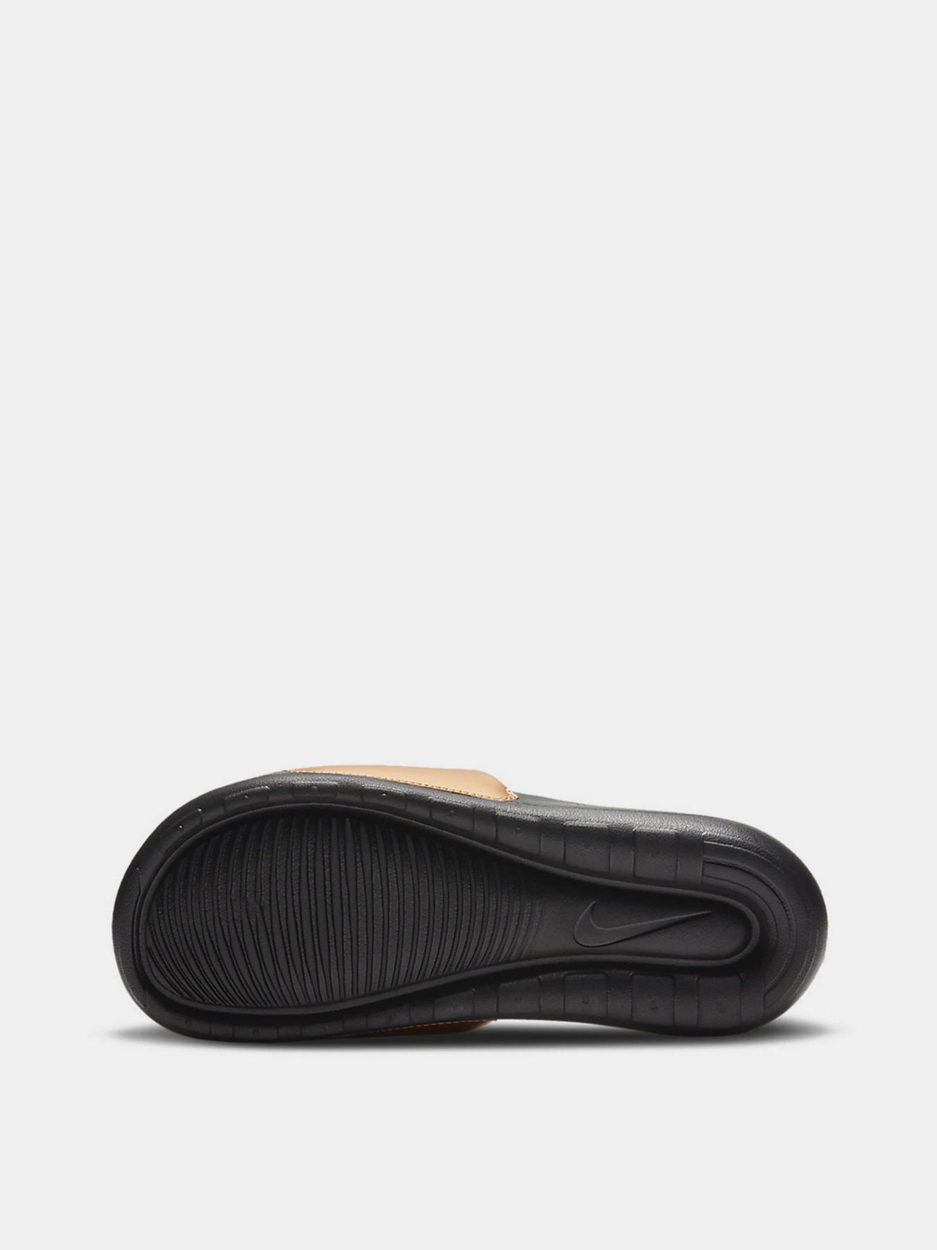 Шльопанці NIKE Victori One модель CN9677-003 Шльопанці NIKE Victori One модель CN9677-003 Фото