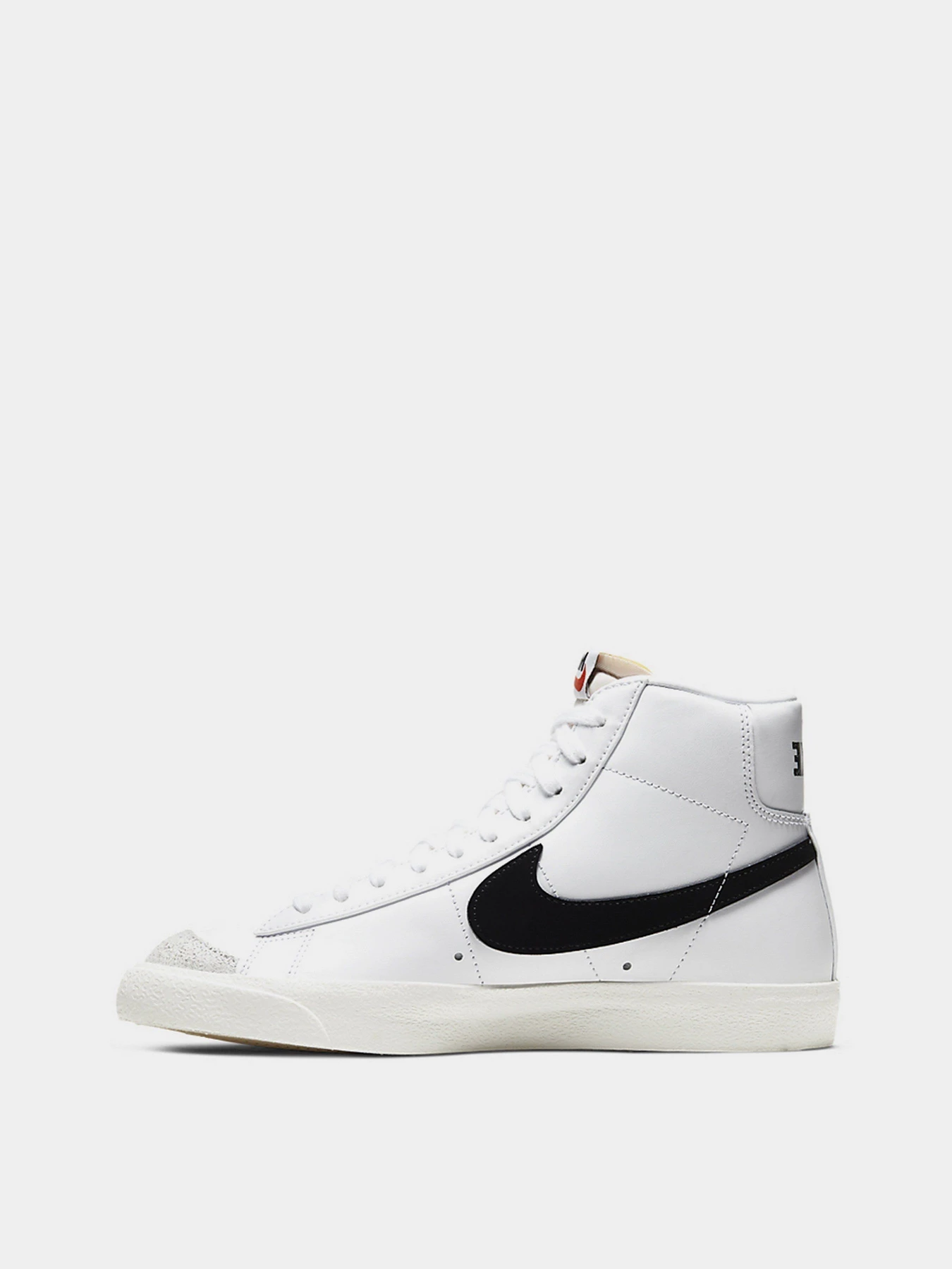 Кеды NIKE BLAZER MID '77 модель CZ1055-100 Кеды NIKE BLAZER MID '77 модель CZ1055-100 Фото