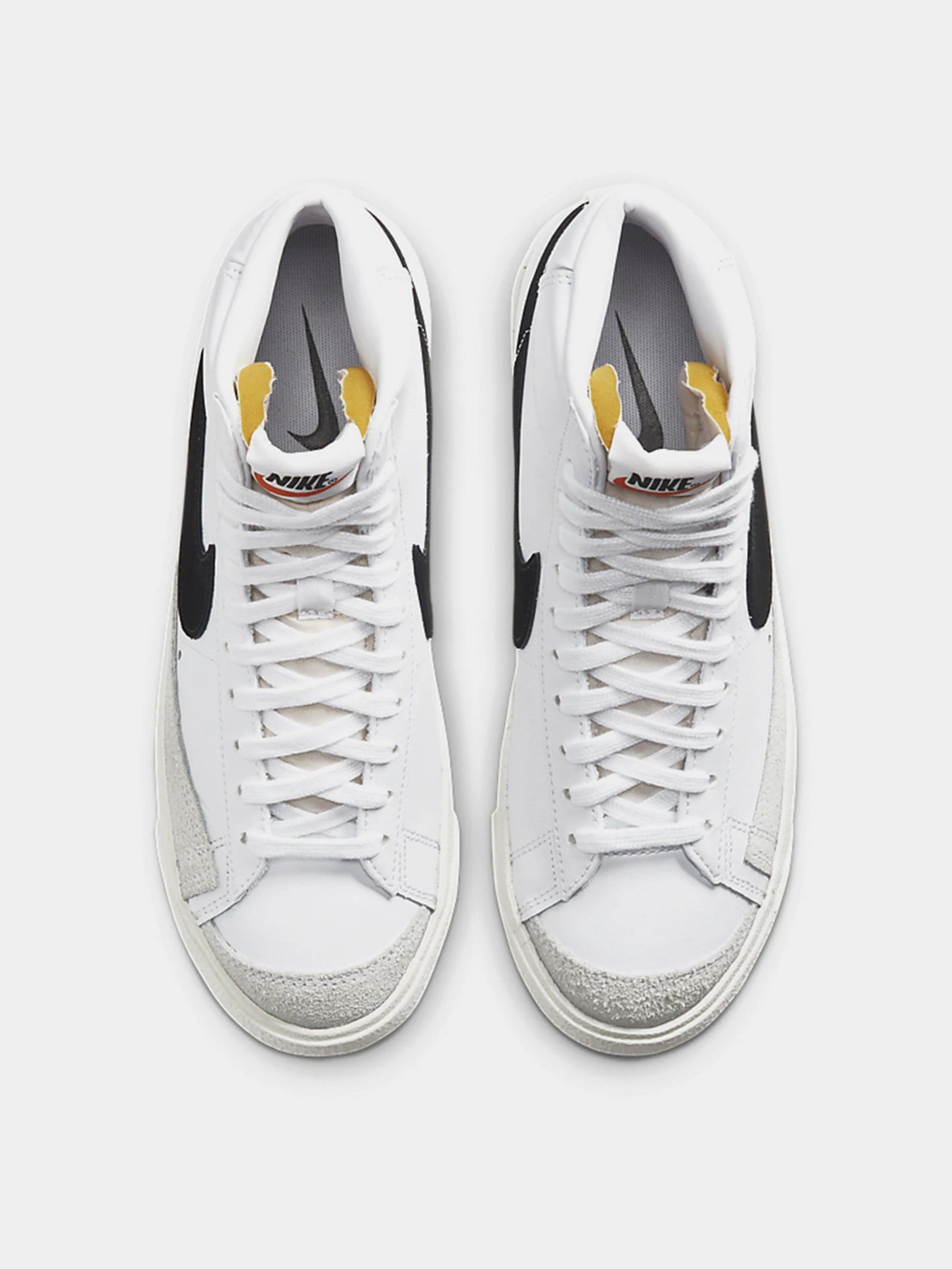 Кеды NIKE BLAZER MID '77 модель CZ1055-100 Кеды NIKE BLAZER MID '77 модель CZ1055-100 Фото