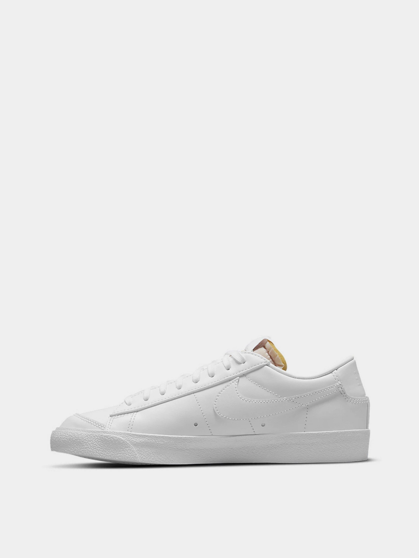 Кеди NIKE Blazer Low '77 модель DC4769-101 Кеди NIKE Blazer Low '77 модель DC4769-101 Фото