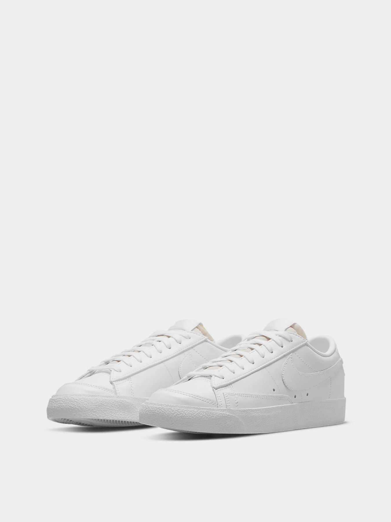 Кеди NIKE Blazer Low '77 модель DC4769-101 Кеди NIKE Blazer Low '77 модель DC4769-101 Фото