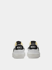 Кеды NIKE BLAZER LOW '77 модель DC4769-102 Фото