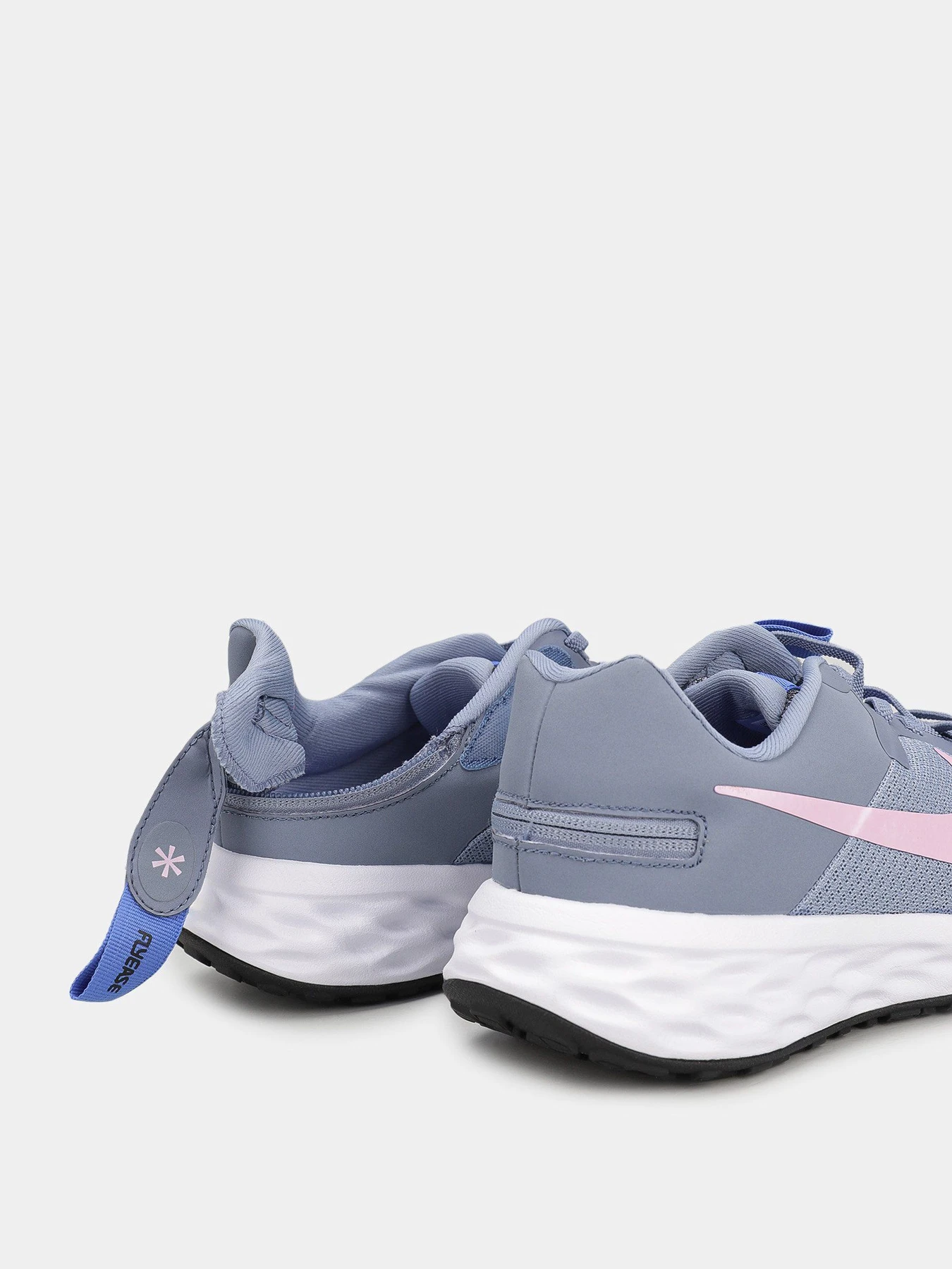 Кроссовки NIKE REVOLUTION 6 FLYEASE NN модель DC8998-400 Фото