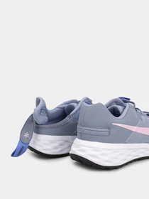 Кроссовки NIKE REVOLUTION 6 FLYEASE NN модель DC8998-400 Фото