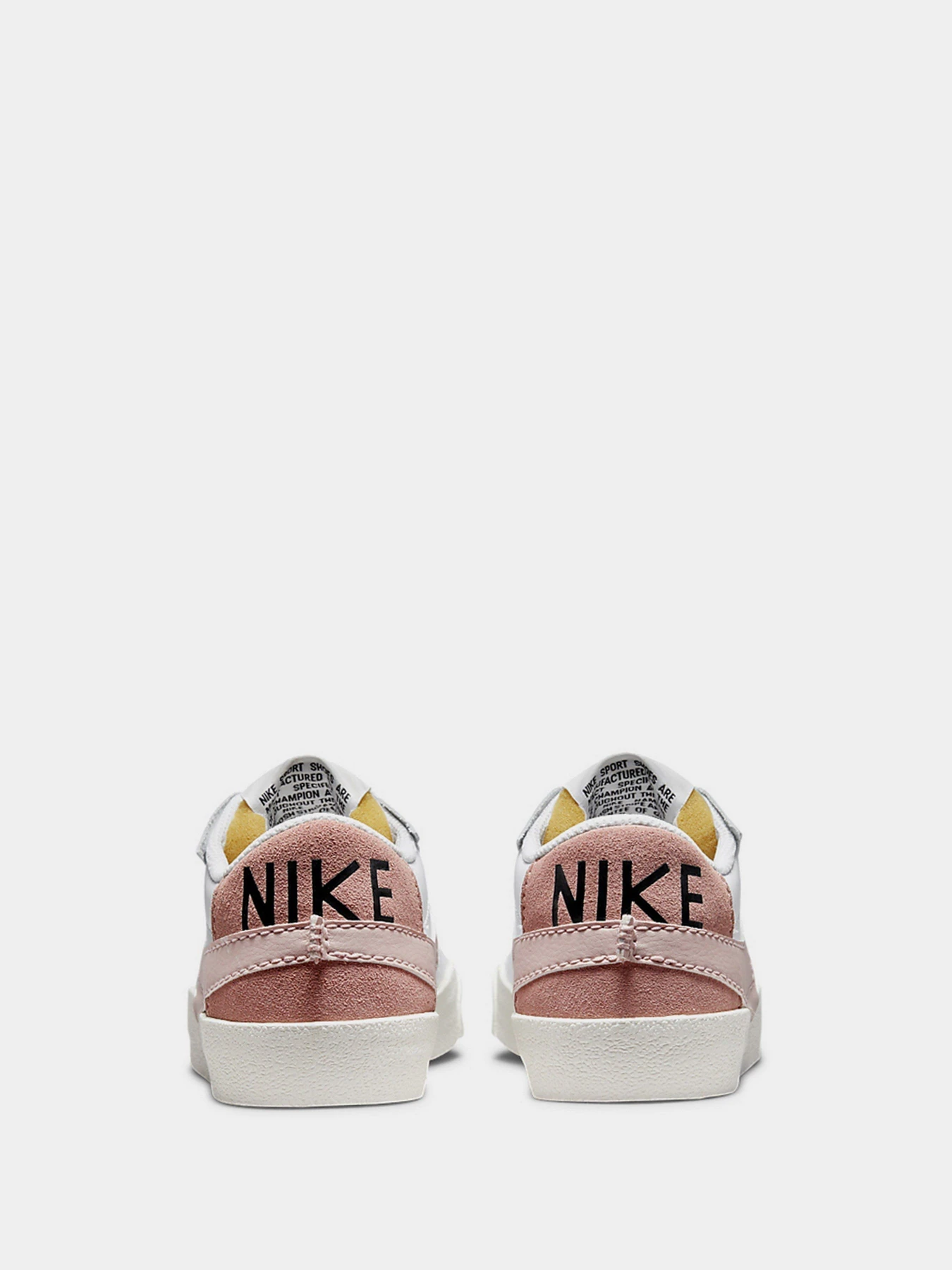 Кеди NIKE Blazer Low '77 Jumbo модель DQ1470-102 Кеди NIKE Blazer Low '77 Jumbo модель DQ1470-102 Фото