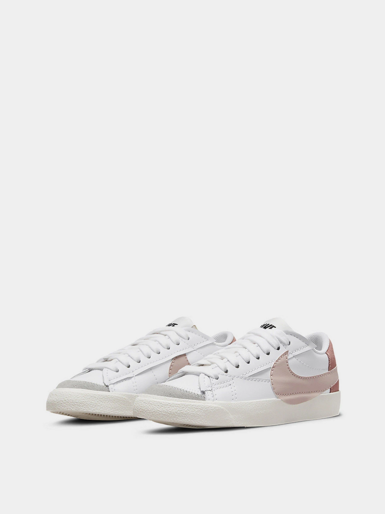 Кеди NIKE Blazer Low '77 Jumbo модель DQ1470-102 Кеди NIKE Blazer Low '77 Jumbo модель DQ1470-102 Фото