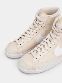 Кеды NIKE Blazer Mid '77 Next Nature модель DQ4124-100 Фото