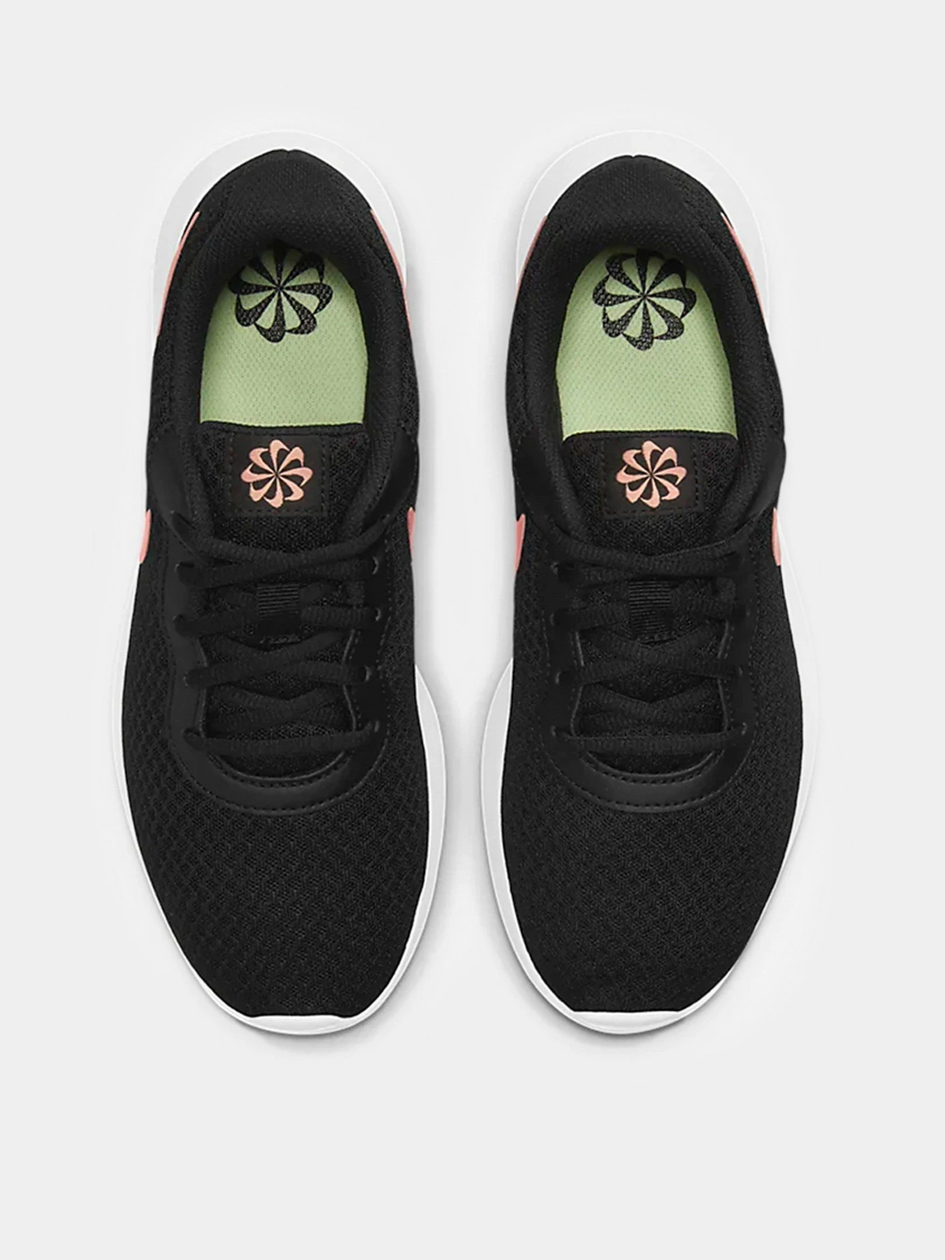 Кроссовки NIKE Tanjun модель DJ6257-001 Кроссовки NIKE Tanjun модель DJ6257-001 Фото
