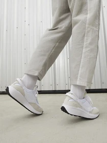 Кроссовки NIKE Waffle Debut модель DH9523-100 Фото