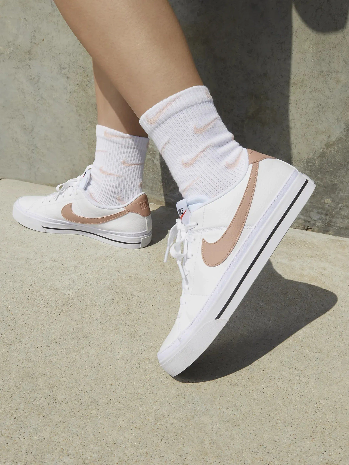 Кеди NIKE Court Legacy Next Nature модель DH3161-103 Кеди NIKE Court Legacy Next Nature модель DH3161-103 Фото