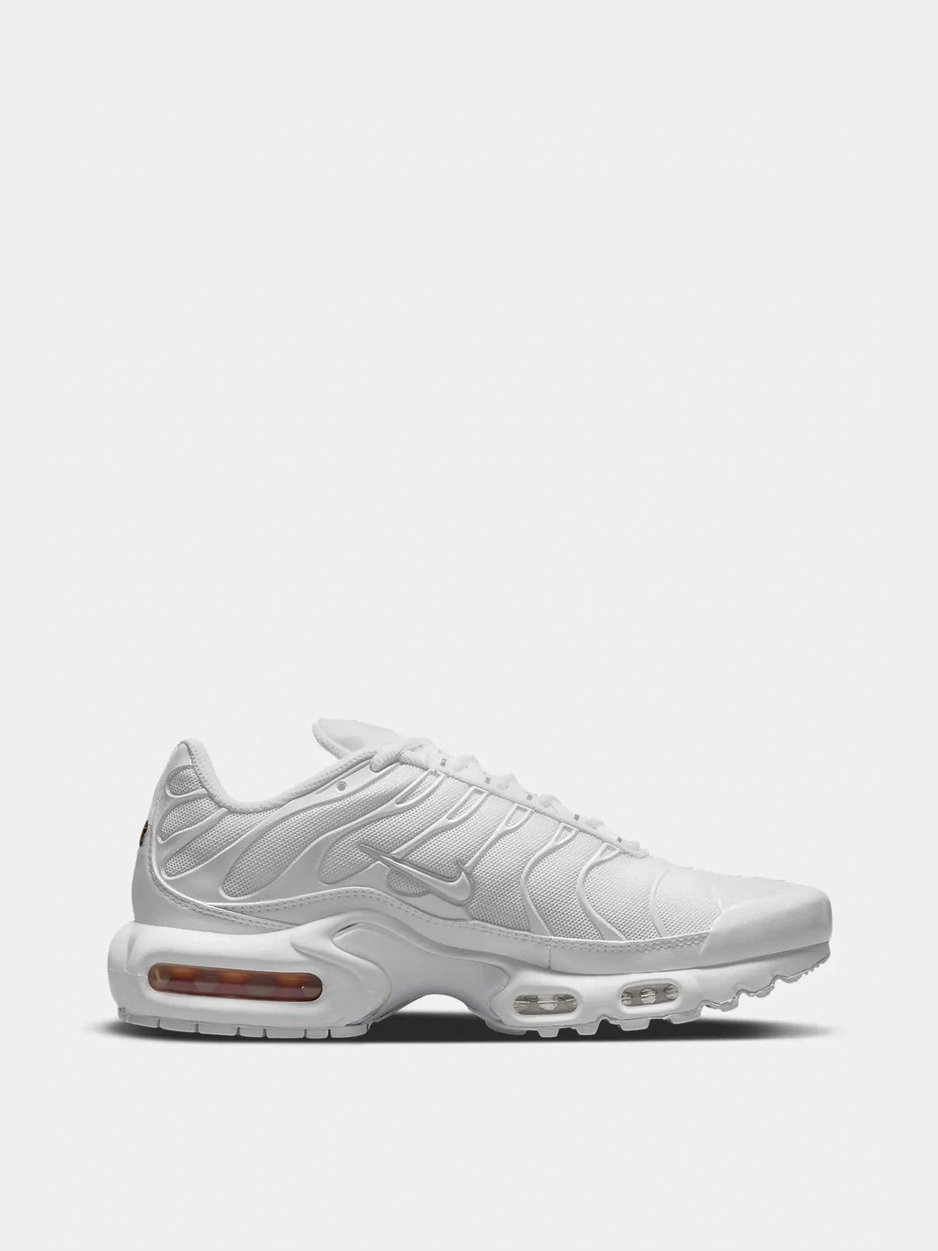 Кроссовки NIKE AIR MAX PLUS модель DM2362-100 Кроссовки NIKE AIR MAX PLUS модель DM2362-100 Фото