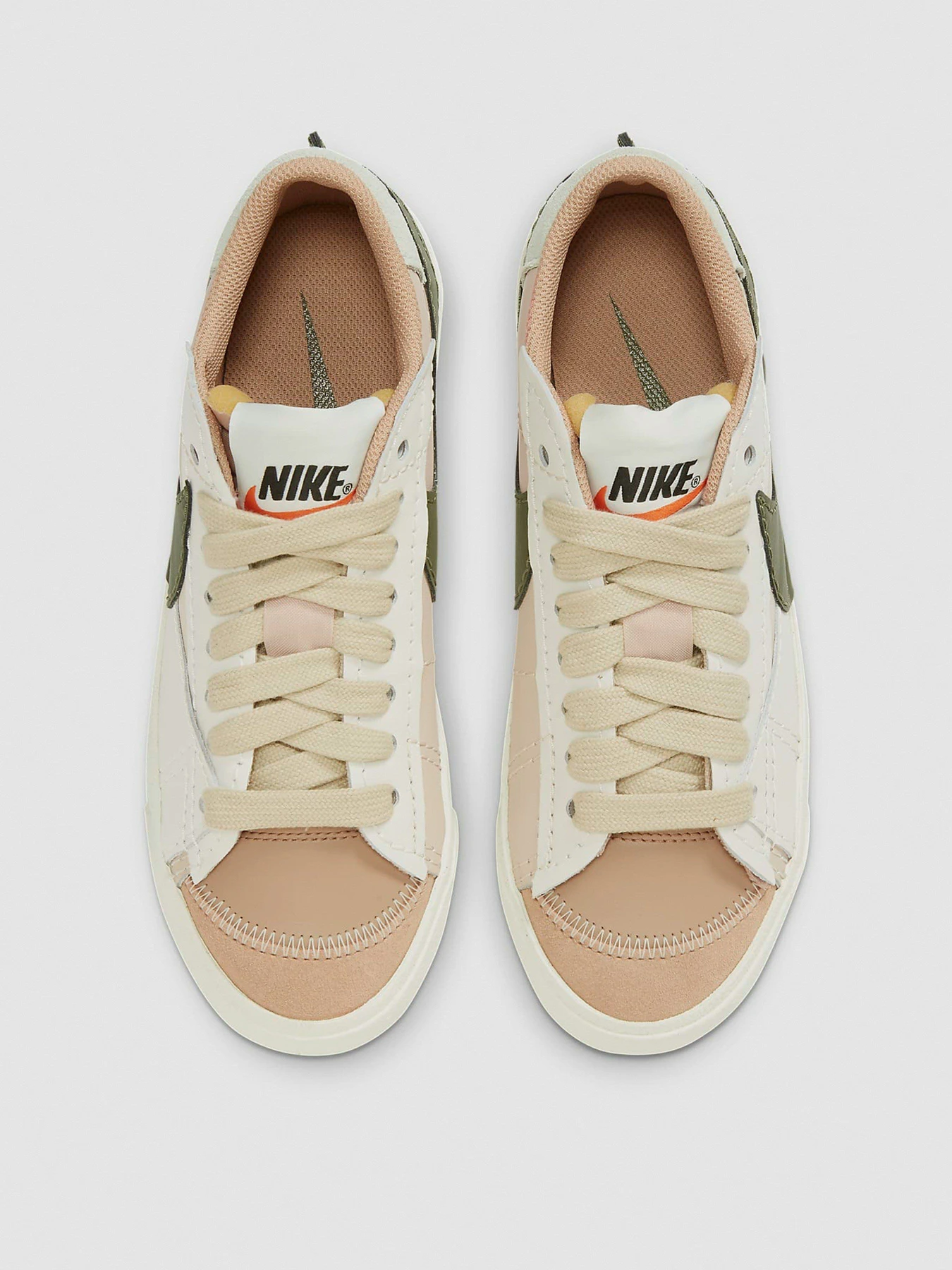 Кеди NIKE Blazer Low '77 Jumbo модель DQ1470-105 Кеди NIKE Blazer Low '77 Jumbo модель DQ1470-105 Фото