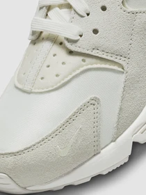 Кроссовки NIKE Air Huarache модель DX8952-001 Фото