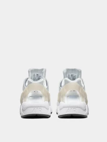 Кроссовки NIKE Air Huarache модель DR5726-001 Фото