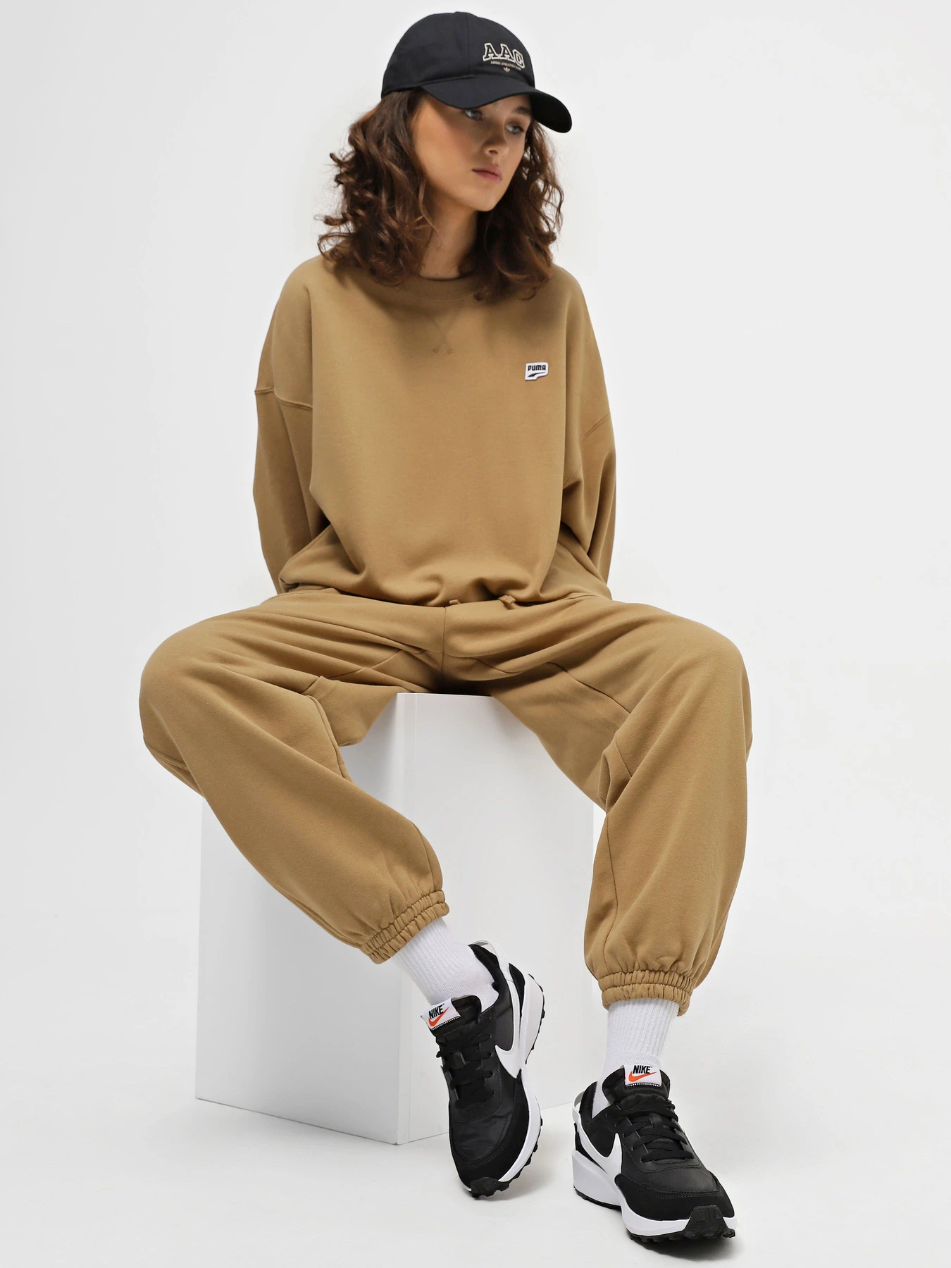 Кроссовки NIKE Waffle Debut модель DH9523-002 Кроссовки NIKE Waffle Debut модель DH9523-002 Фото