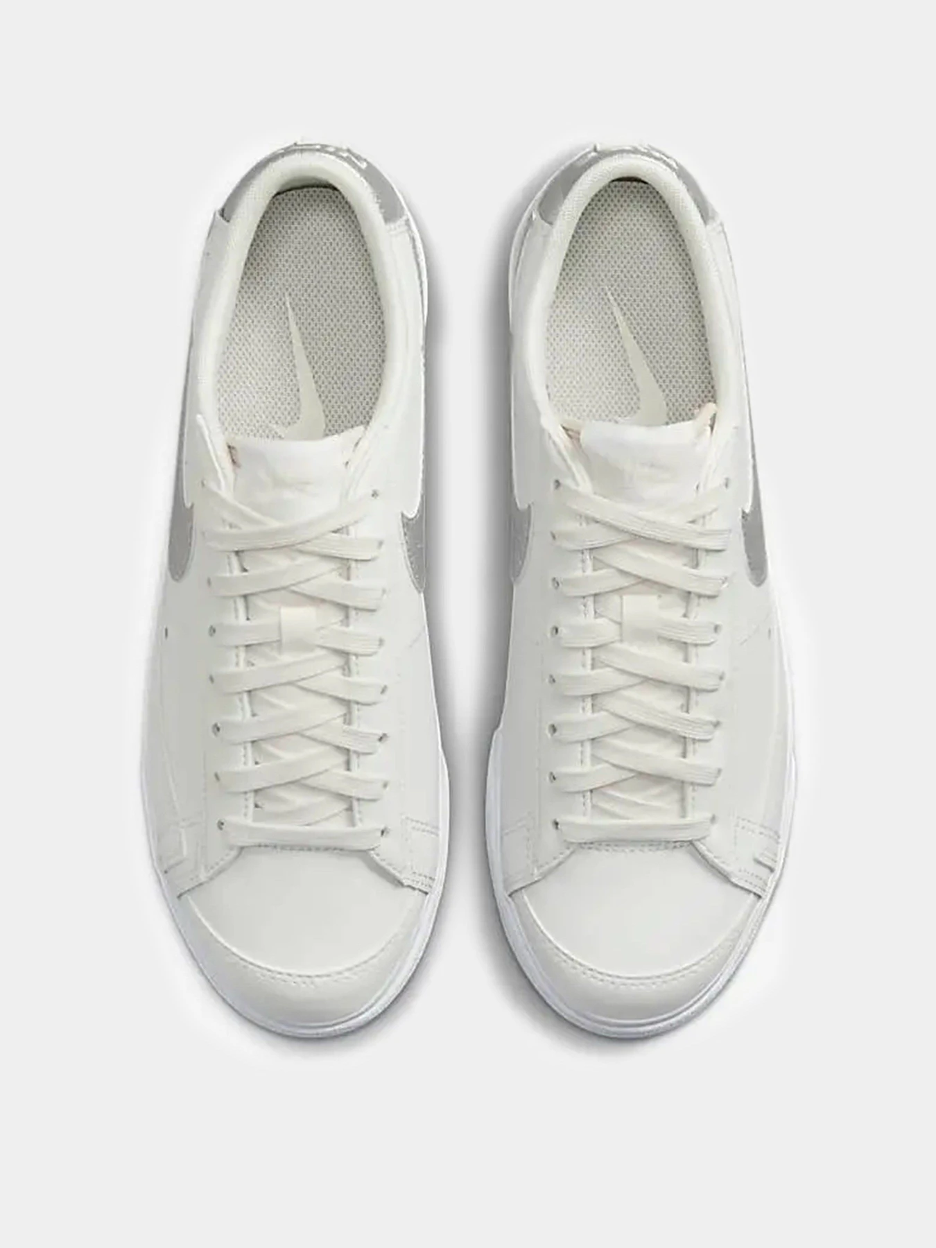 Кеды NIKE Blazer Low Platform модель DQ7571-101 Кеды NIKE Blazer Low Platform модель DQ7571-101 Фото