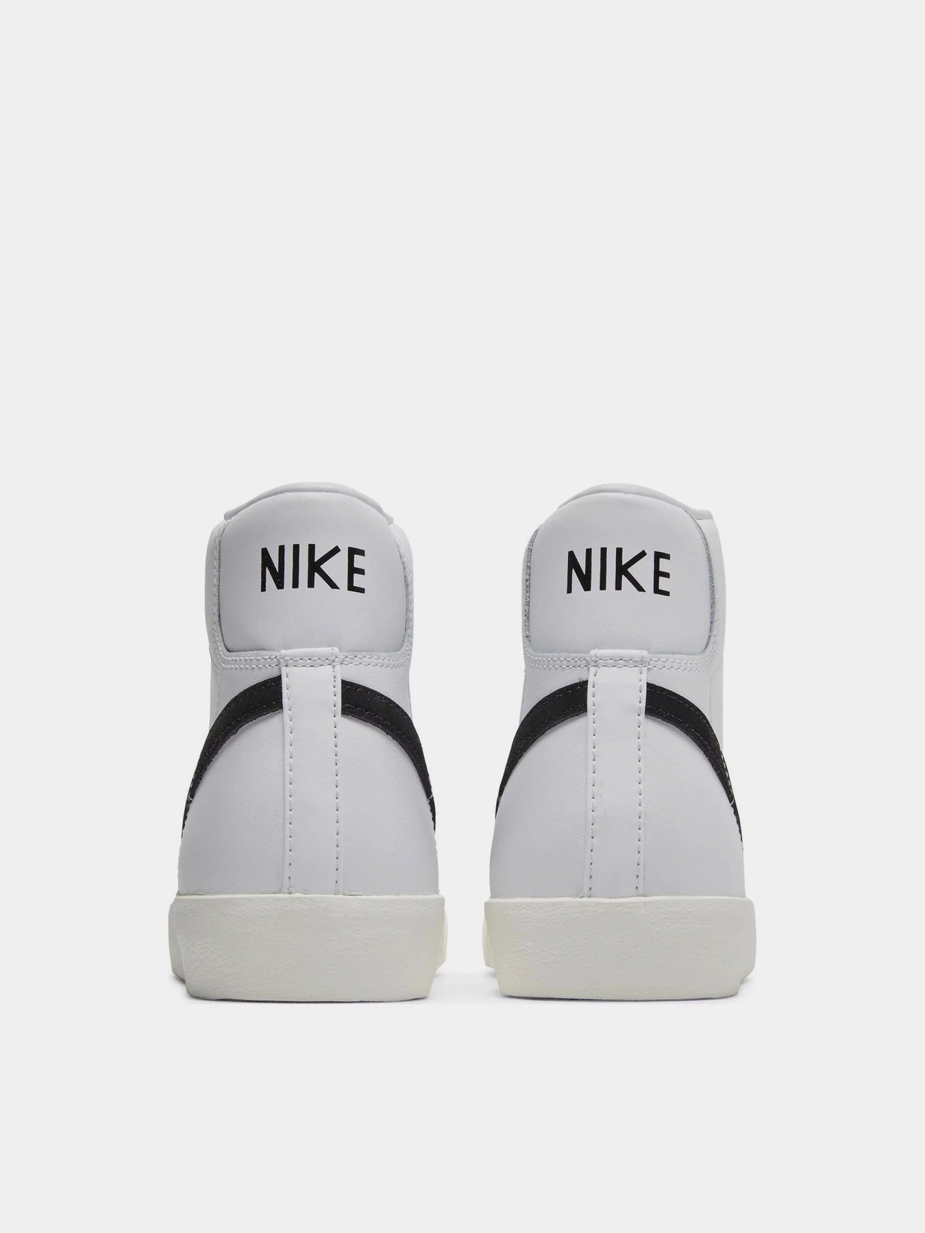 Кеды NIKE BLAZER MID '77 модель DO1344-101 Фото