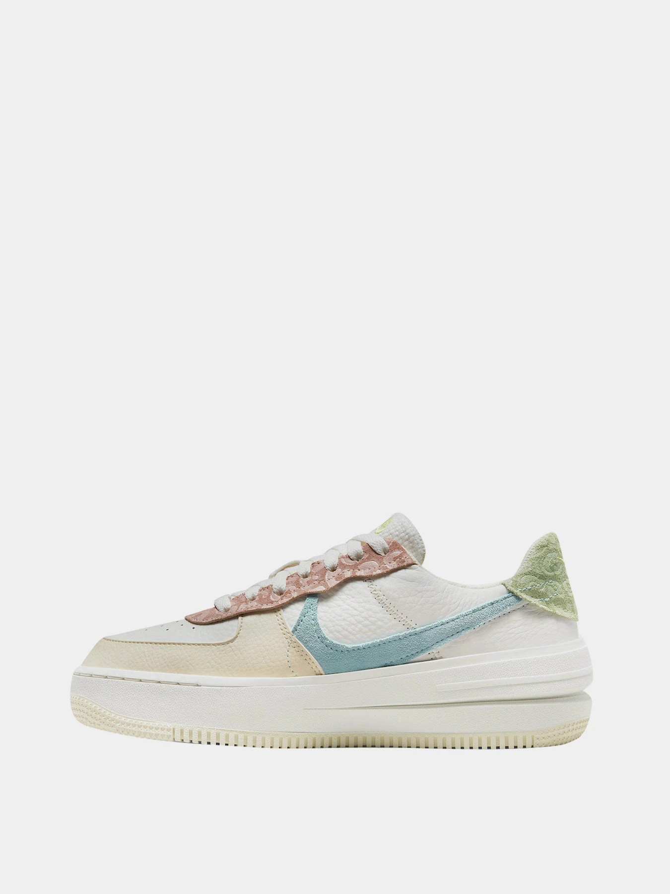 Кеди NIKE Air Force 1 PLT.AF.ORM модель DX2671-100 Кеди NIKE Air Force 1 PLT.AF.ORM модель DX2671-100 Фото