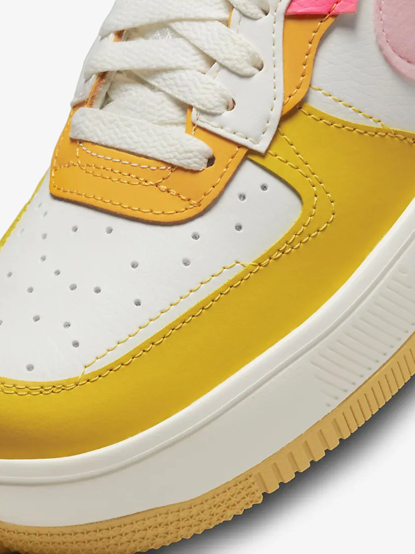 Кеды NIKE Air Force 1 Fontanka модель DX2675-100 Кеды NIKE Air Force 1 Fontanka модель DX2675-100 Фото