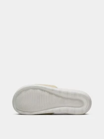Шлёпанцы NIKE Victori One модель CN9677-108 Фото
