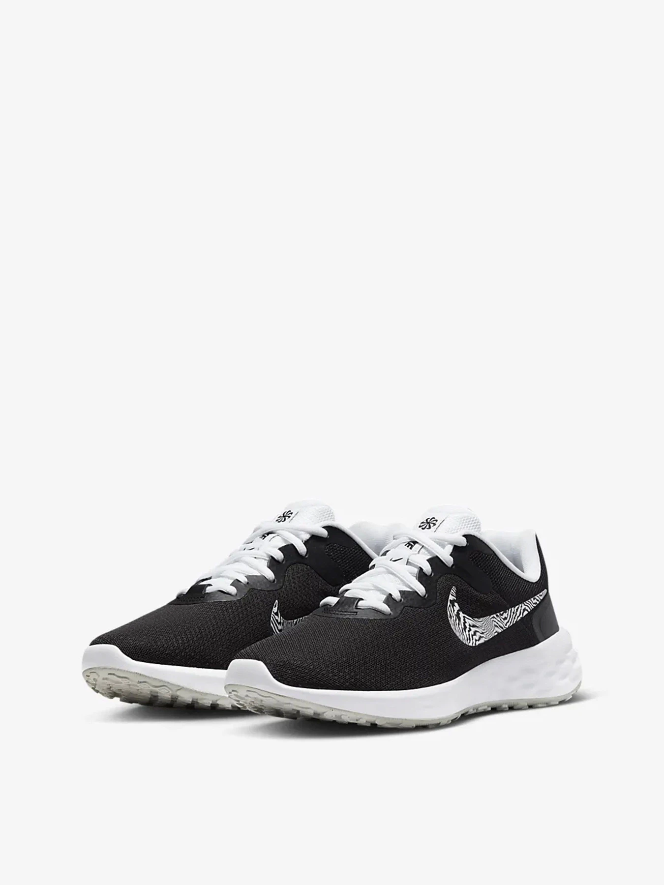 Кроссовки NIKE Revolution 6 Nn модель DR9960-001 Кроссовки NIKE Revolution 6 Nn модель DR9960-001 Фото
