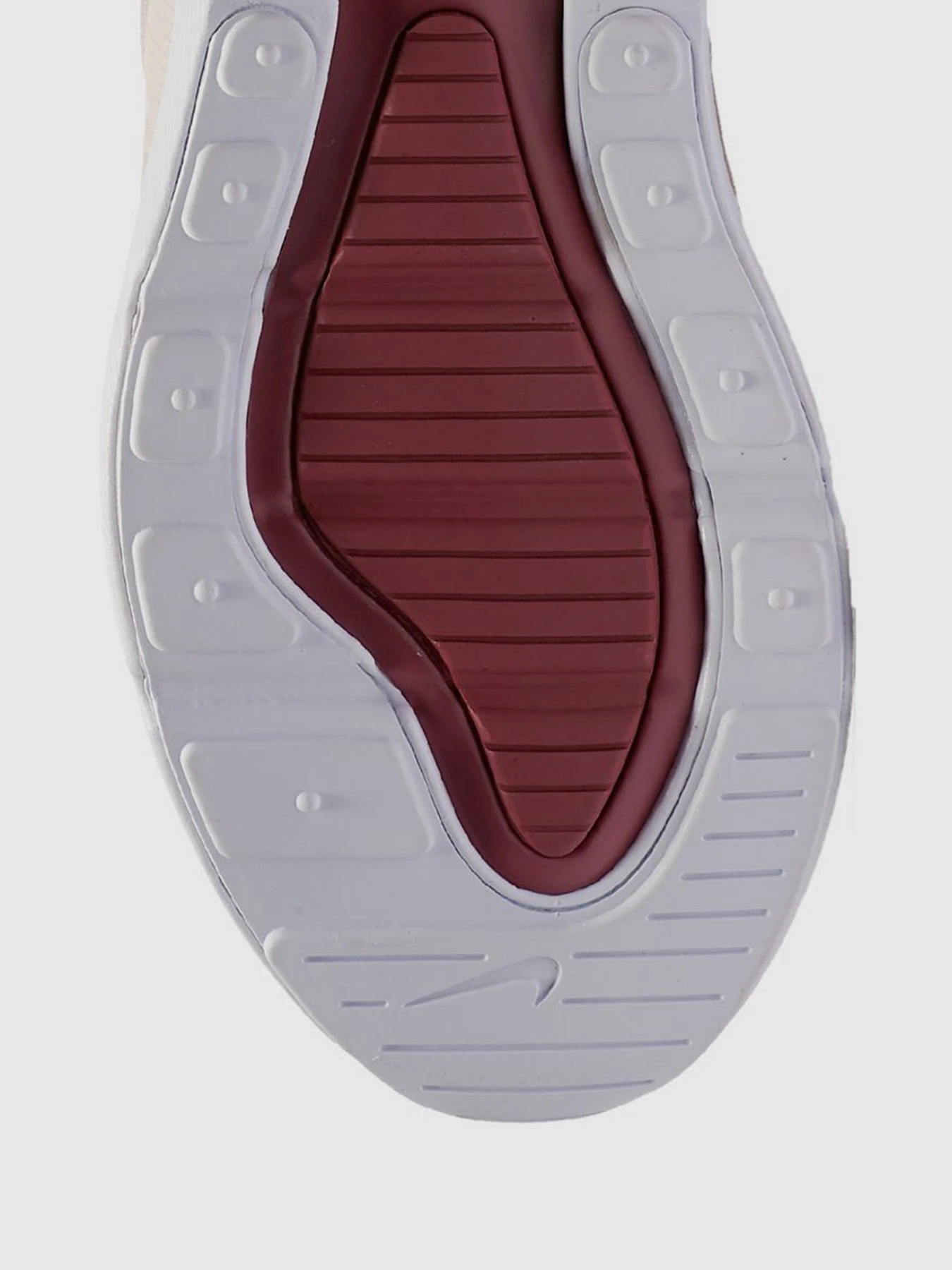 Кроссовки NIKE AIR MAX 270 модель AH6789-601 Кроссовки NIKE AIR MAX 270 модель AH6789-601 Фото