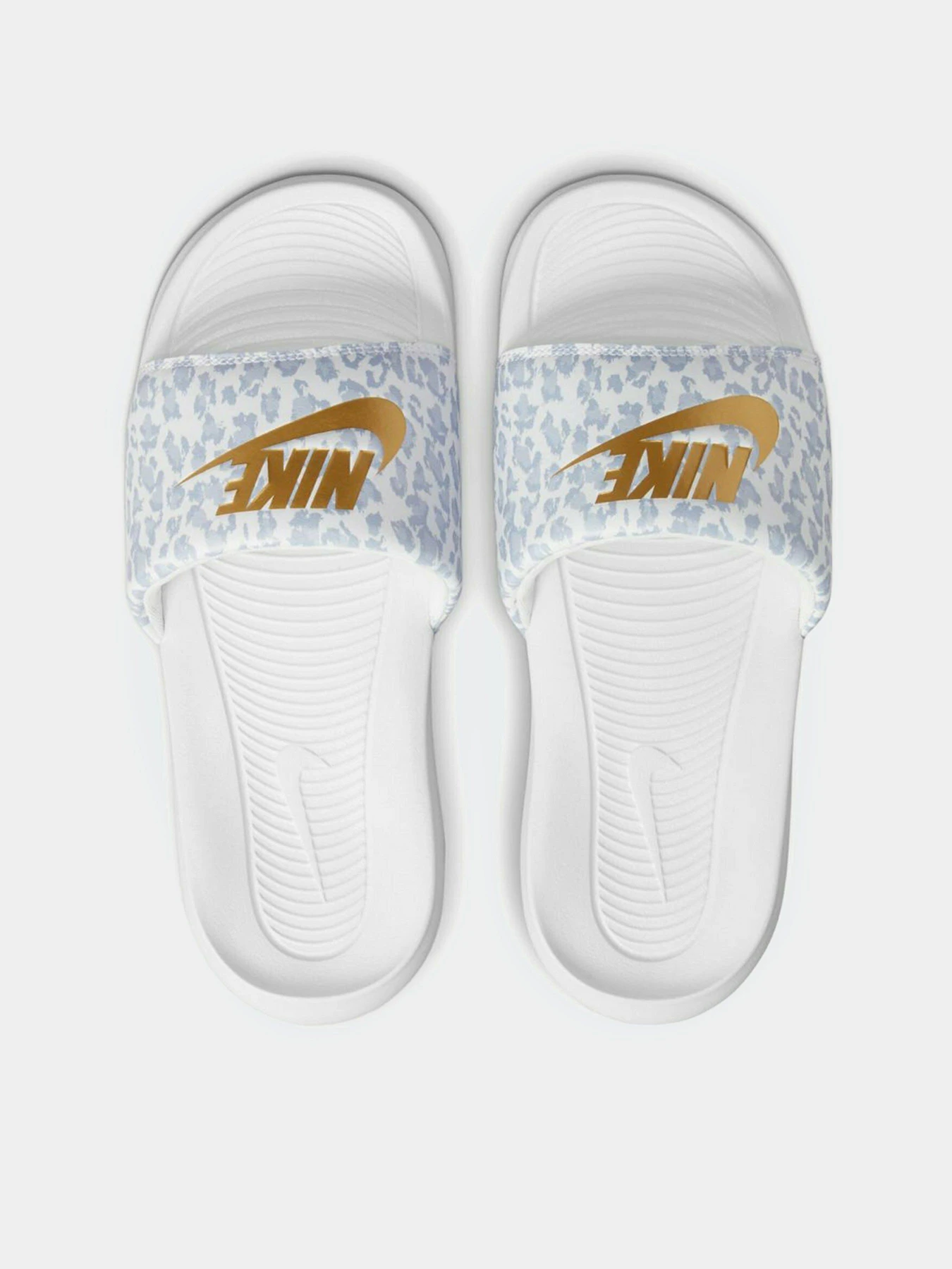 Шлёпанцы NIKE Victori One модель CN9676-103 Шлёпанцы NIKE Victori One модель CN9676-103 Фото