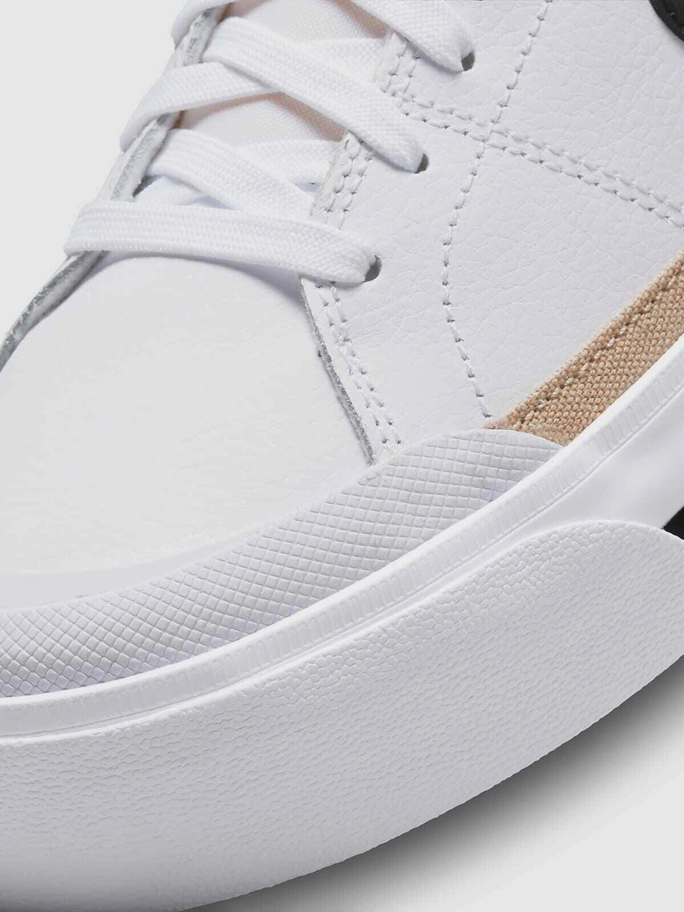 Кеды NIKE COURT LEGACY LIFT модель DM7590-100 Фото