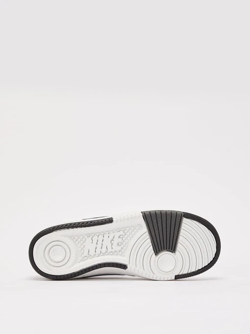 Жіночі Кеди низькі NIKE GAMMA FORCE фото 3