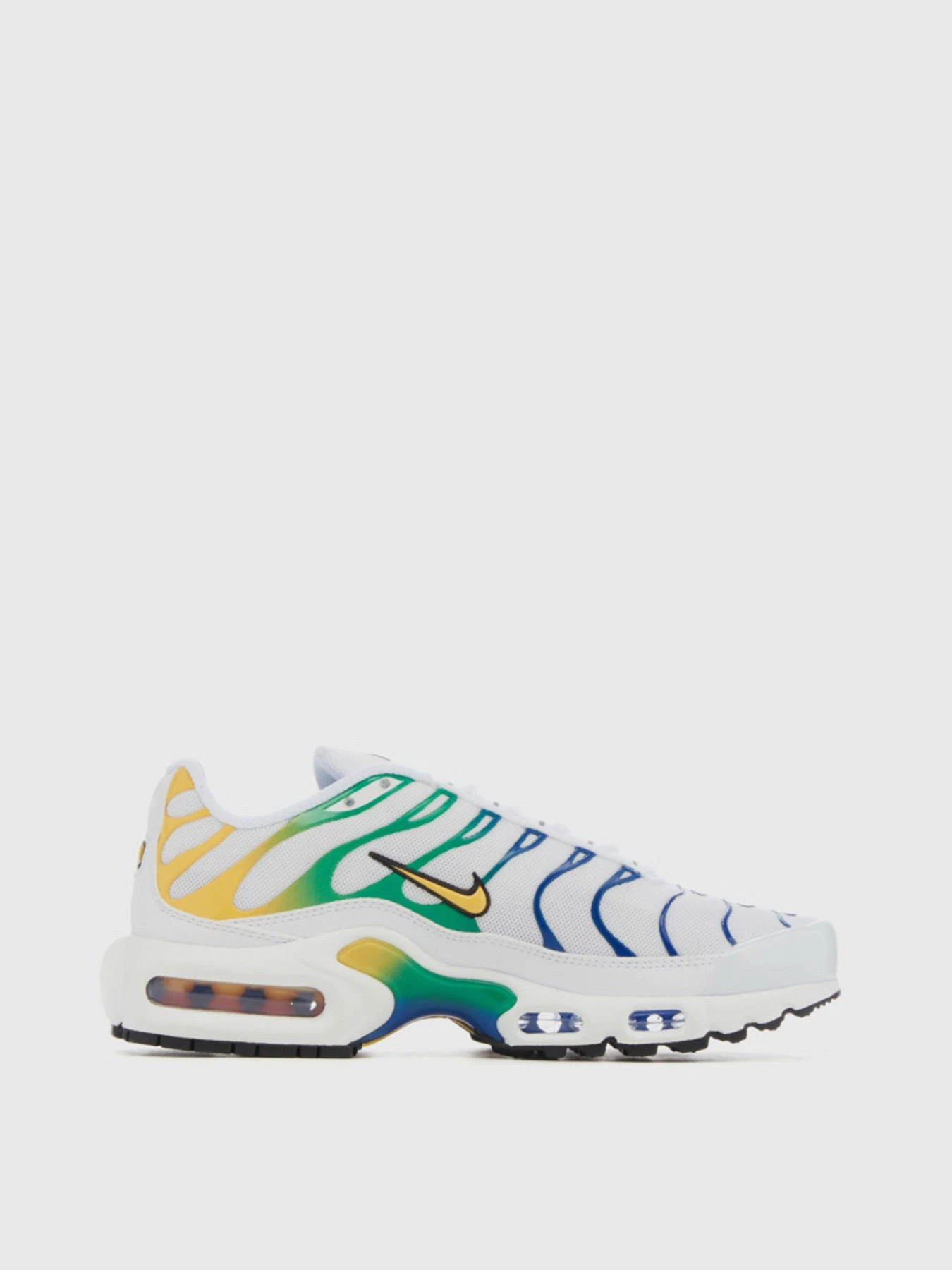 Кросівки NIKE Air Max Plus модель DZ3671-101 Кросівки NIKE Air Max Plus модель DZ3671-101 Фото