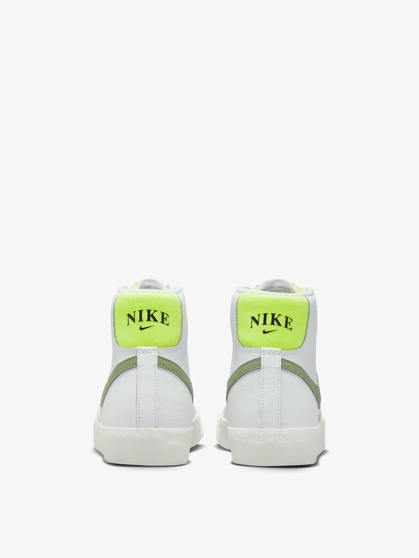 Кеды NIKE Blazer Mid '77 модель FJ4740-100 Кеды NIKE Blazer Mid '77 модель FJ4740-100 Фото