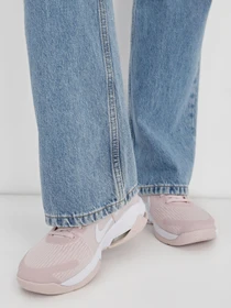 Кросівки NIKE Zoom Bella 6 модель DR5720-601 Фото