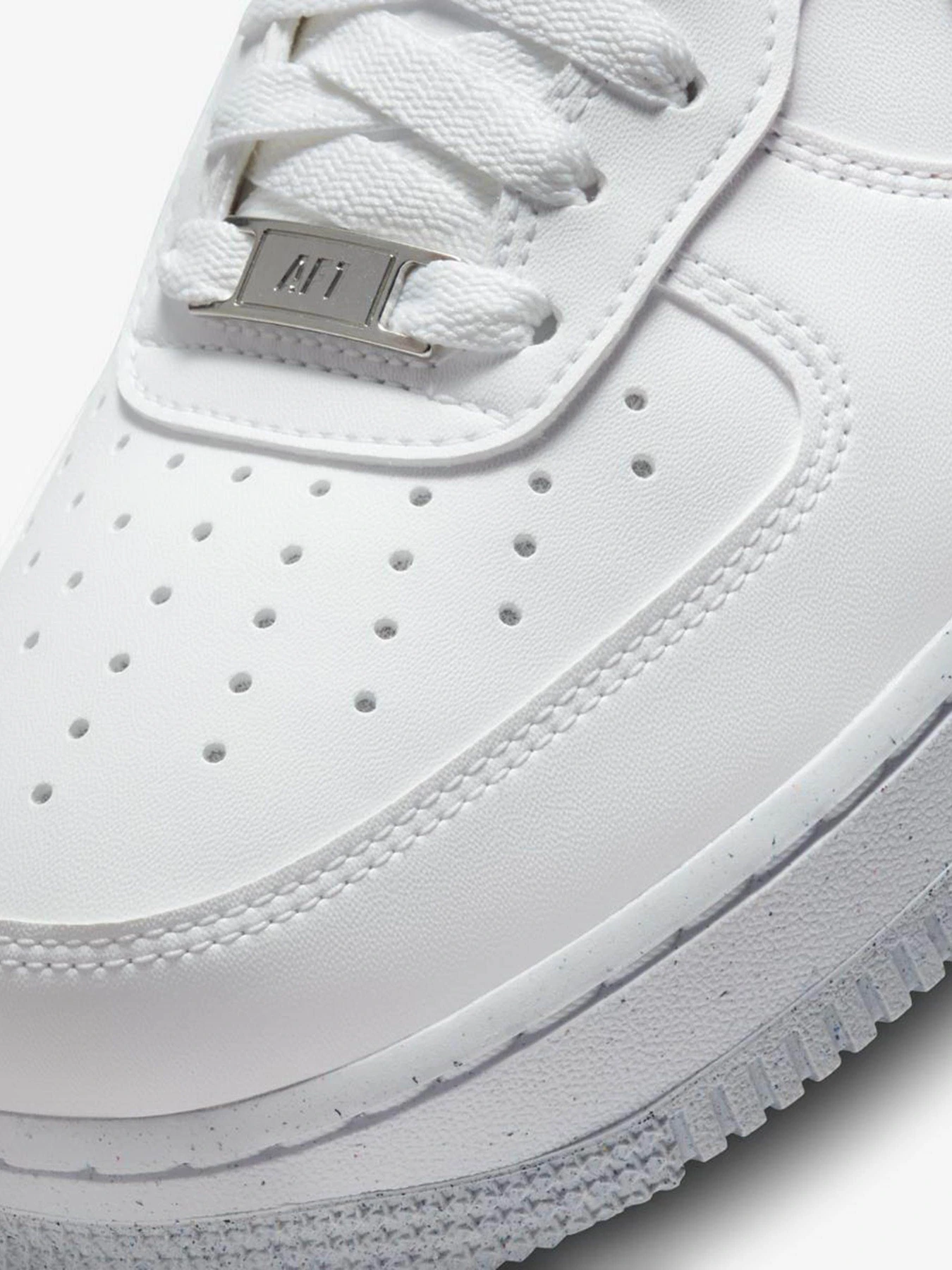 Кеди NIKE Air Force 1'07 Next Nature модель DC9486-101 Фото