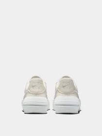 Кеди NIKE Air Force 1 Plt.Af.Orm модель DJ9946-107 Фото