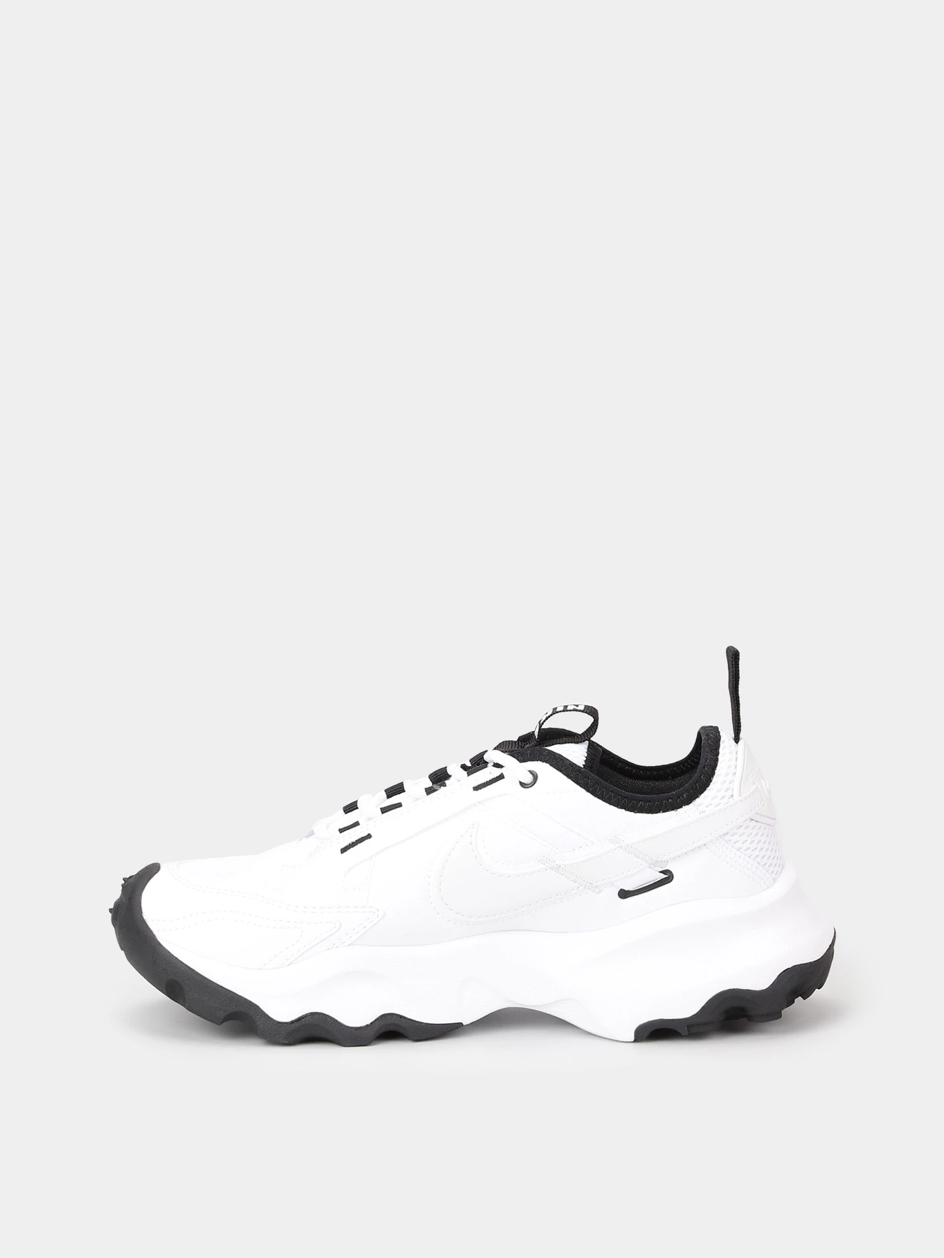 Кроссовки NIKE TC 7900 модель DR7851-100 Кроссовки NIKE TC 7900 модель DR7851-100 Фото