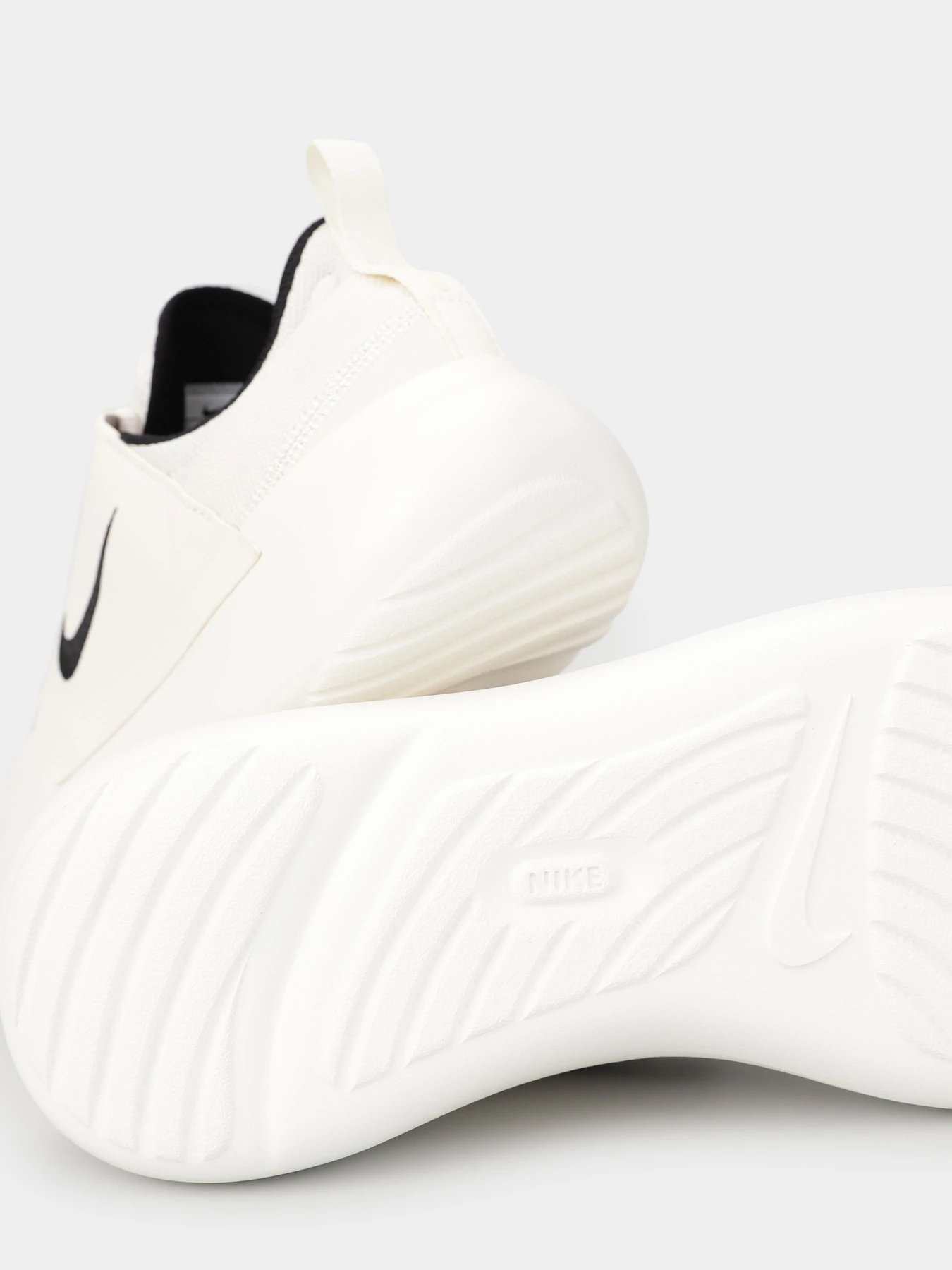 Кроссовки NIKE E-SERIES AD модель DV8405-100 Кроссовки NIKE E-SERIES AD модель DV8405-100 Фото